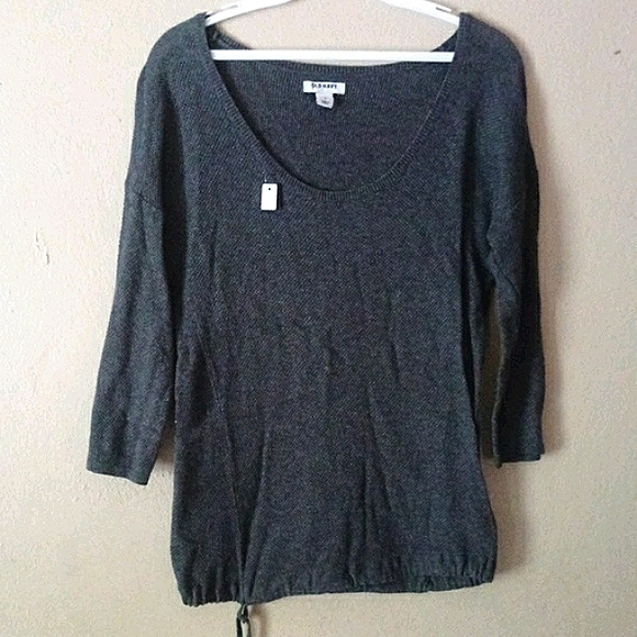 Old Navy Tops - 🚨Old navy Gray blouse
